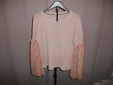 Rod's Western Palace Embroidered Paisley Sleeve Top Size Medium EUC Made In USA