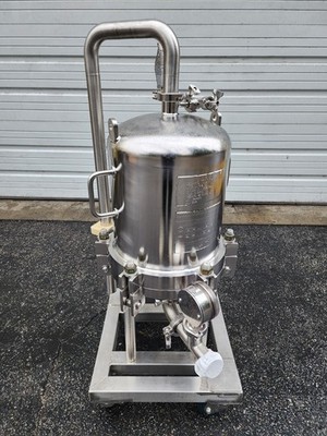 Millipore Stainless Steel Sanitary Filter Housing CES8479-4, 1.01 cu.ft.