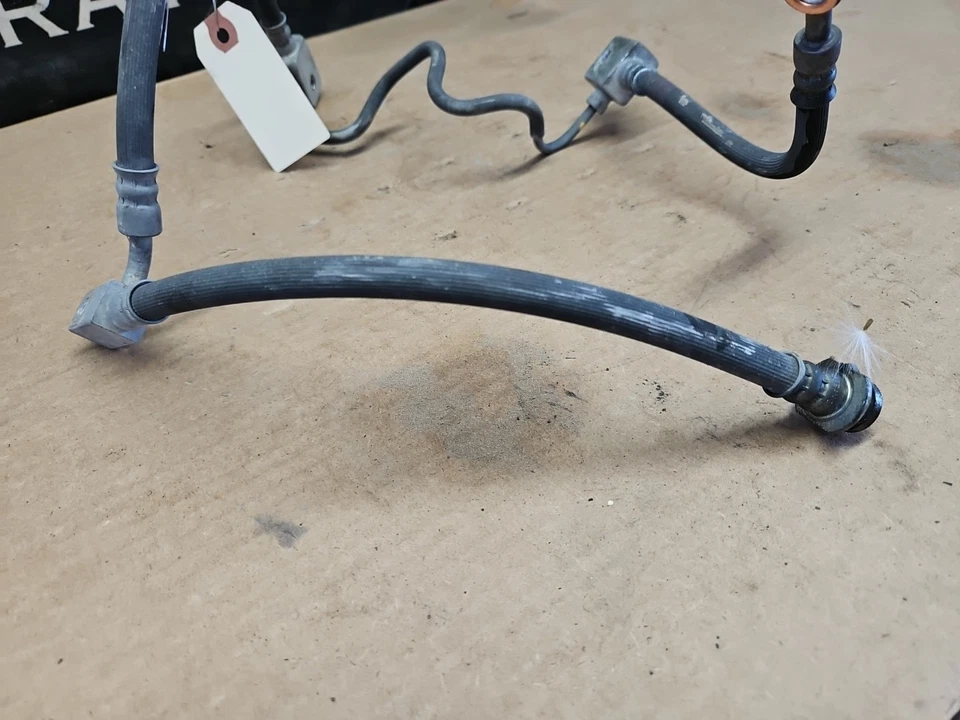 Conjunto de tubo de manguera de línea de freno delantero derecho Infiniti M37 M56 11-12 tracción trasera 46210-1MA0B Foto 3 de 4