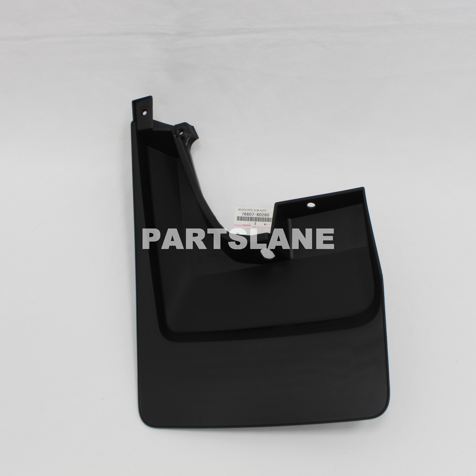 76607-60280 Toyota OEM Genuine MUDGUARD SUB-ASSY, QUARTER PANEL  