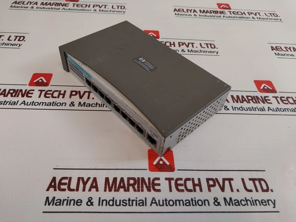 HEWLETT PACKARD J4090-80011 10 BASE-T Hub 8-Port Ethernet Hub HP J4090A - Image 3 of 4