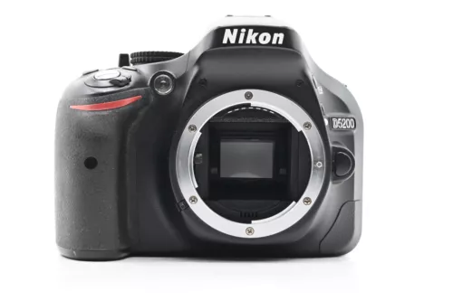 Nikon D5200 24.1MP Digital SLR Camera (BODY ONLY) - Picture 5 of 6