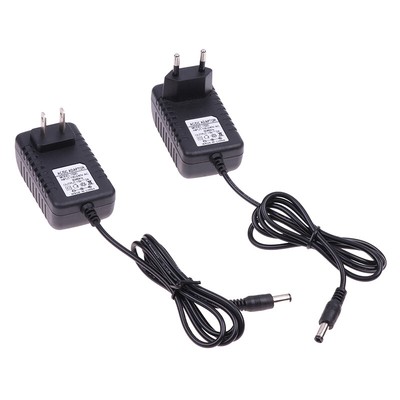 AC 100V-240V Konverter Adapter DC 15V 2A Netzteil Stecker 5,5mm x 2,1-2,5mm