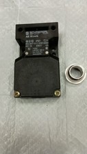 Schmersal Safety Switch AZ16-02ZVRK-M20 NOS 