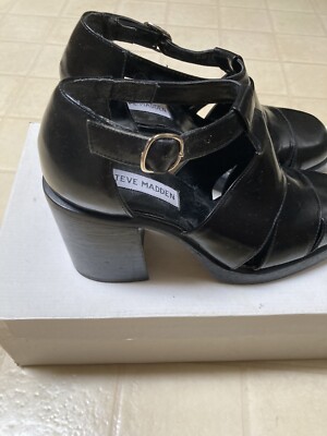 VINTAGE Steve Madden Black Leather Platform Mary Jane