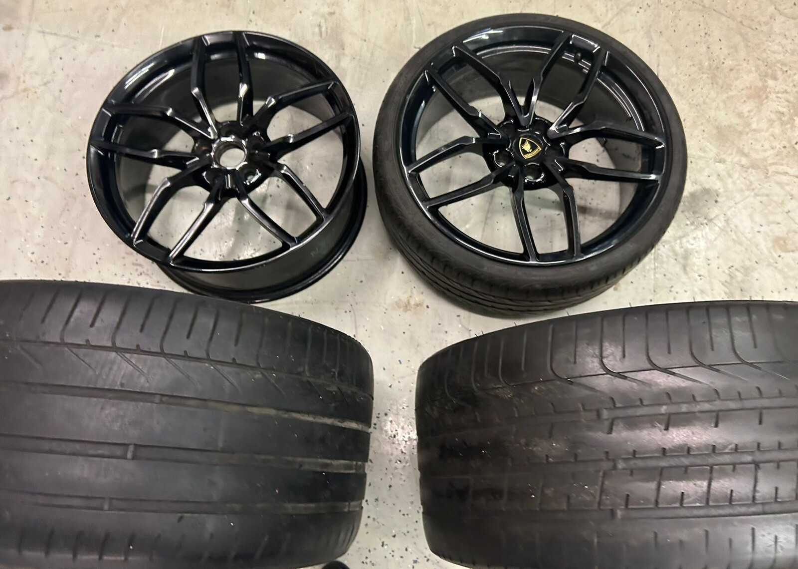20 inch rims set of 4 Lamborghini