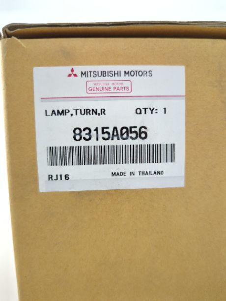 New OEM Genuine Mitsubishi Turn Signal 2019-2022 L200 Triton