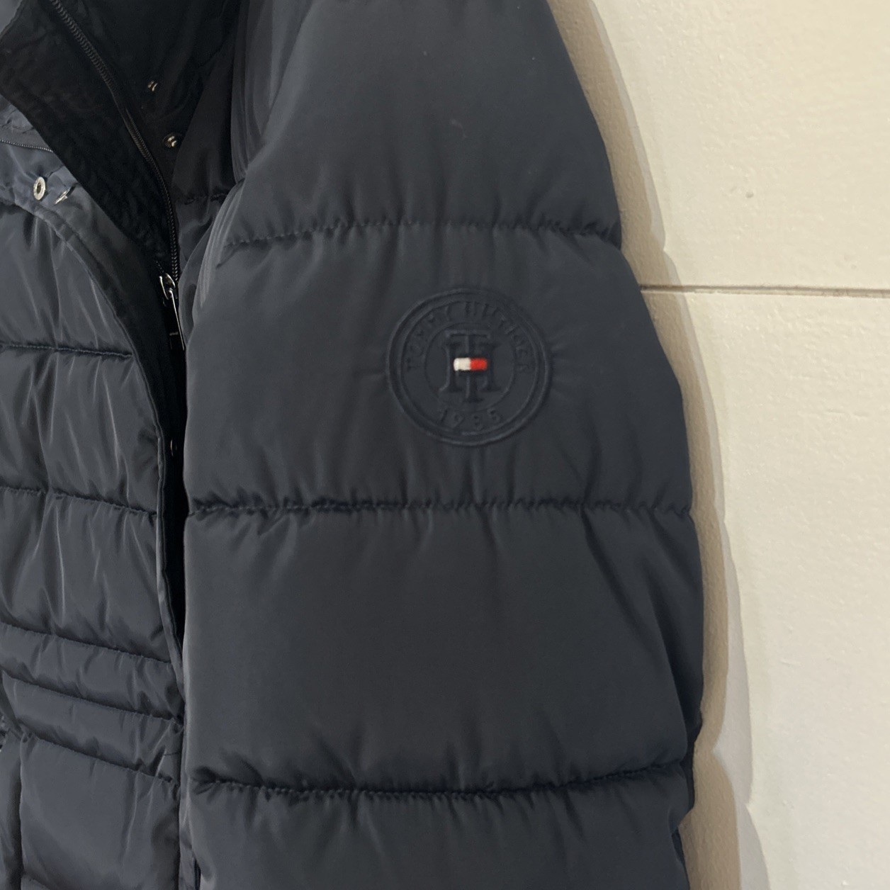 Tommy Hilfiger Down Women's Size Small Navy Blue Puffer Jacket thumbnail 6