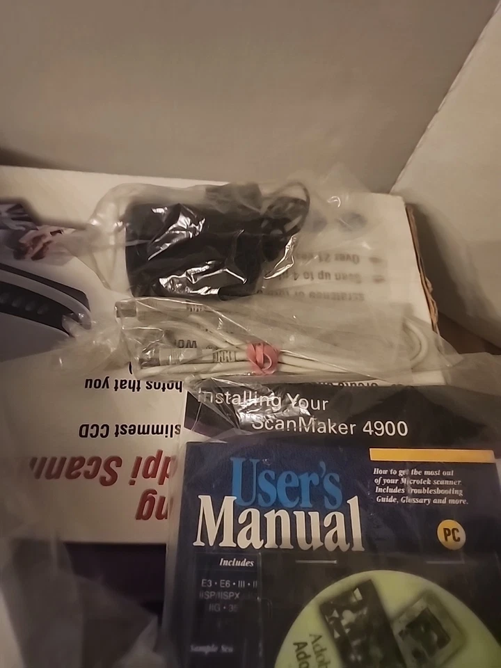 Microtek ScanMaker 4900 Legal Size Flatbed Scanner 9600x4800 DPI USED ONE DAY - Image 3 of 4