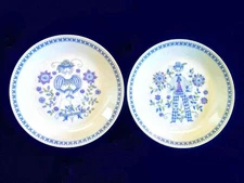 Four Figgjo  Lotte  9.5" Luncheon Plates Hand Painted Norway MCM