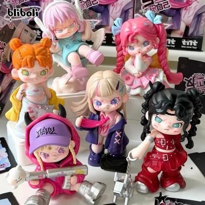 TNTSPACE Dora Just Be Yourself Series Art Toy Cute Doll Hot Gift Collectible