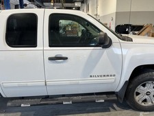 Used Front Right Door Assembly Front Fits 2013 Chevrolet Silverado 1500 Pickup