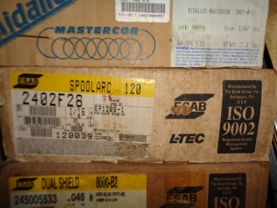 ESAB DUAL SHIELD 8000B2 MIG WELDING WIRE 0.045'' E81T1-B2, 33# Spool