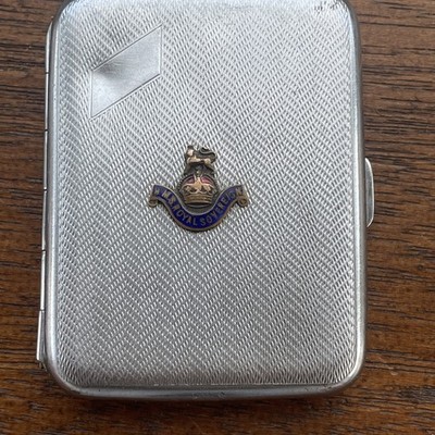 Vintage Zigarettenetui HMS Royal Sovereign Navy Schlachtschiff Maschine gedreht