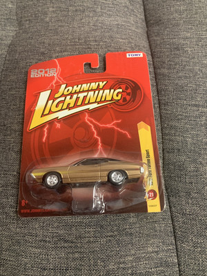 NEW Johnny Lightning 1972 FORD TORINO SPORT Car 1:64 Tomy JL21 2012 Edition