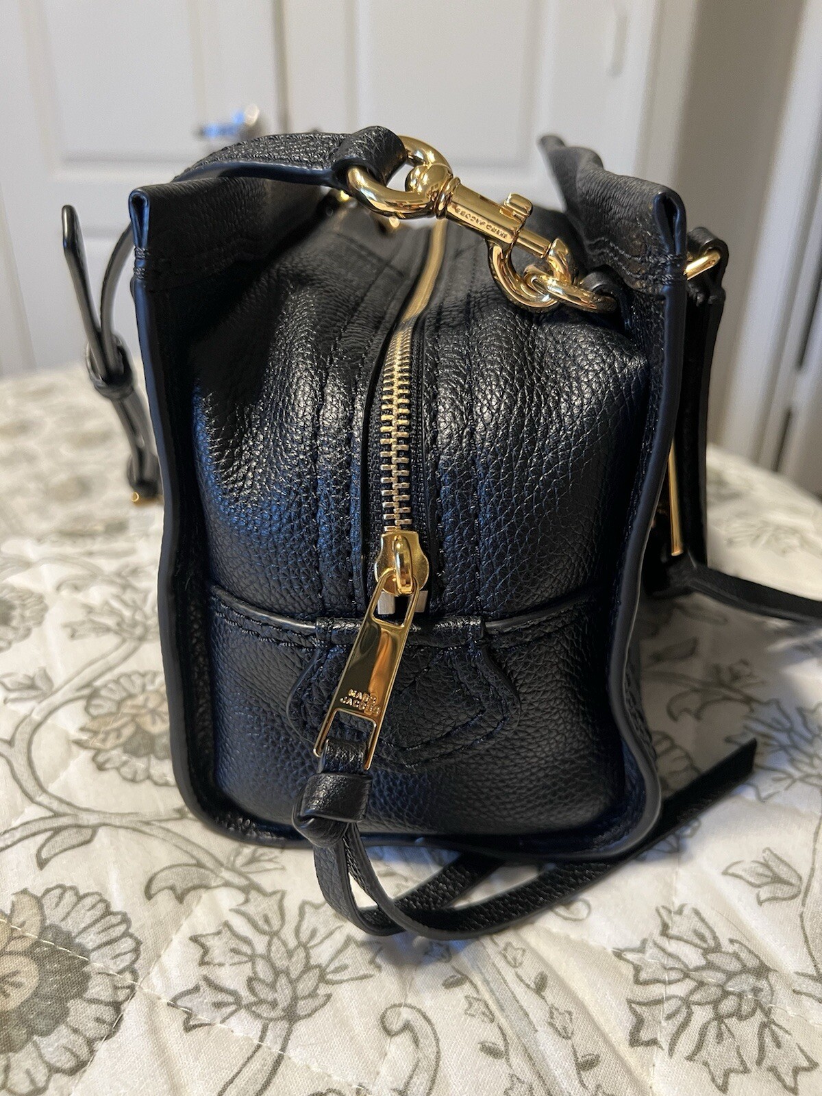 AUTHENTIC MARK JACOBS MINI CRUISER LEATHER SATCHE… - image 7