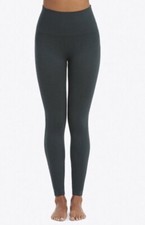SPANX Look at Me Now Seamless Leggings in Malachite Dark Green, Size Large