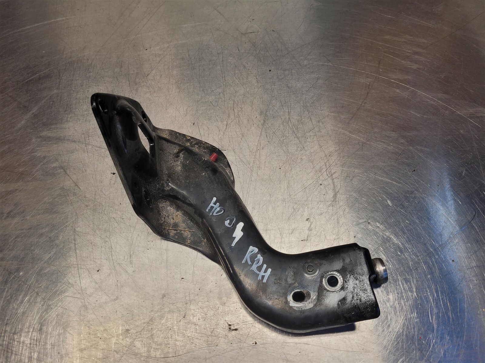 19992004 Honda Odyssey Door Mount Lower Bracket Rear Right Passenger