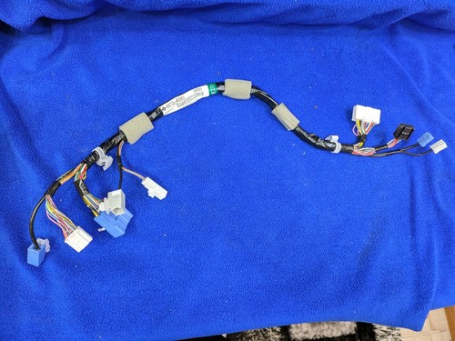 Lexus GX470 Mayday Wire Cable Harness 86713-60060 2006-2009 OEM - Picture 5 of 5