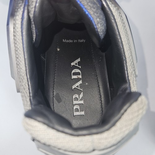 Prada Cloudbust Thunder Technical Sneaker Größe: US 7 | Farbe: Blau&Grau - Bild 17 von 17