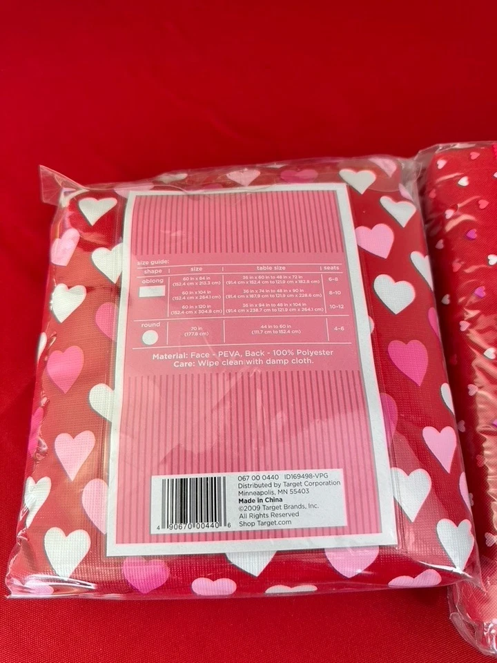2 LOT Valentines Day Red Hearts Tablecloth Oblong 60 x 84 Holiday Home Decor - Image 3 of 4