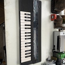 1987 Yamaha Portasound PSS-130 Portable Keyboard 32 Keys Polyphonic WORKS FINE