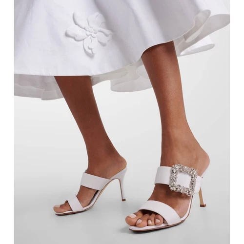 MBT MANOLO BLAHNIK Gable 90 fibbie crepe de chine mules crema 38