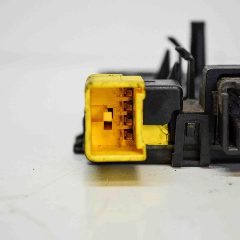 VW PASSAT Variant B6 3C5 altre centraline 3C0953549A 1.6 benzina 75kw 3660887 - Immagine 3 di 4