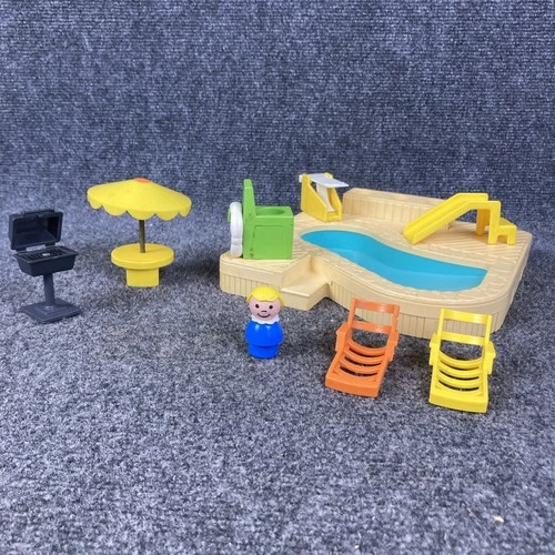 Vintage 1986 Fisher Price Little People Swimming Pool #2526 & Accessories