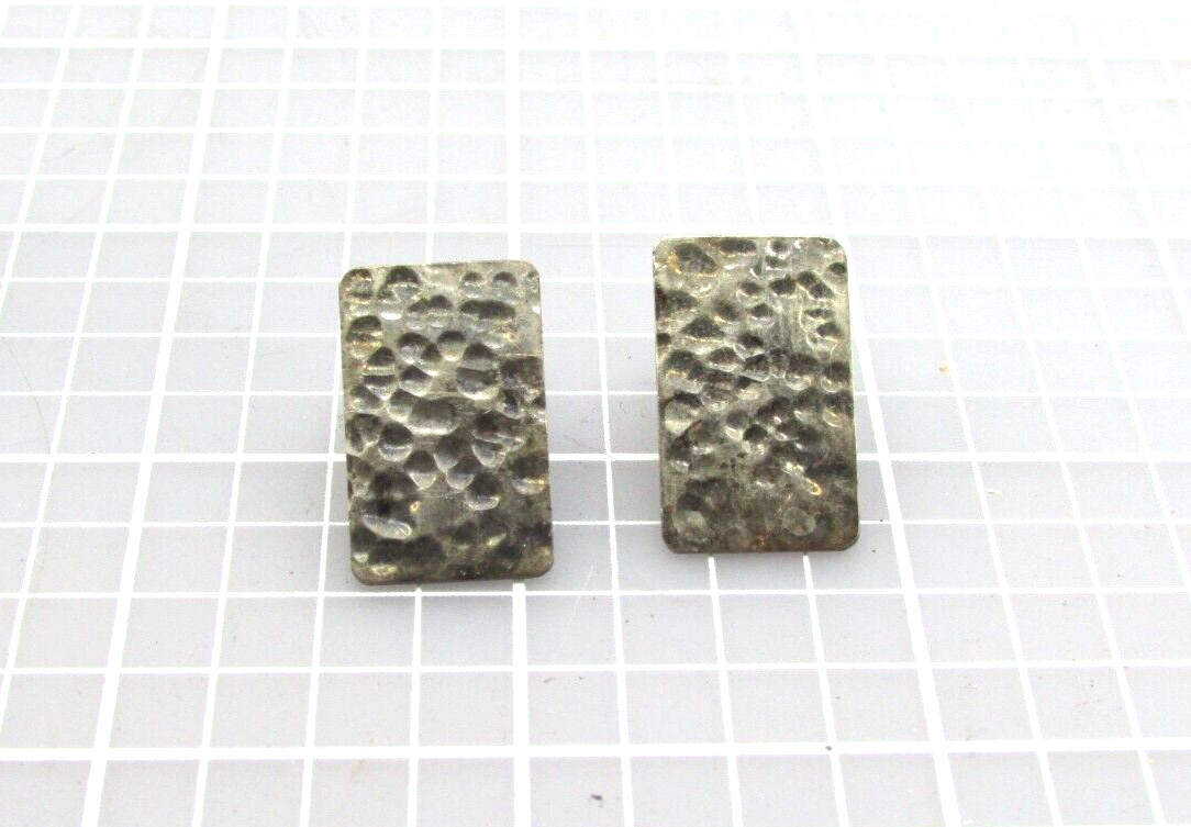 7/8" HAMMERED FINISH RECTANGULAR STUD EARRINGS ST… - image 1