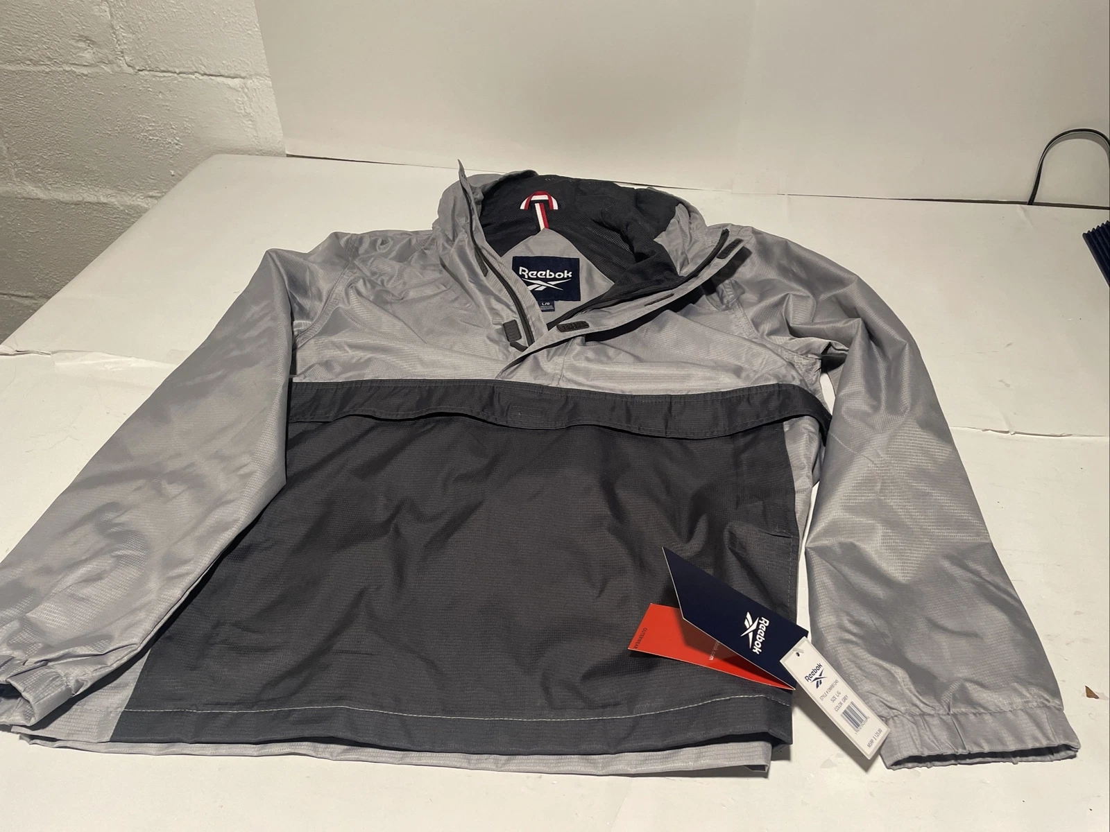 Reebok Windbreaker Pullover 1/4 Zip Lightweight Hooded Jacket Golf Gray Large