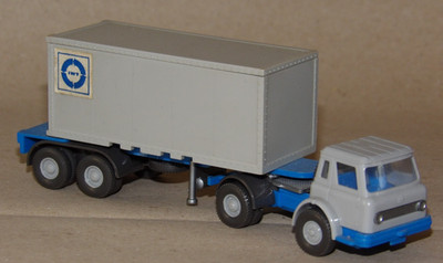 Wiking 1:87 - International Harvester silbergrau/himmelblau - IWT - CS 881/2B