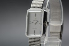 [Presque comme neuve] Montre à remontage manuel pour femme OMEGA Deville...