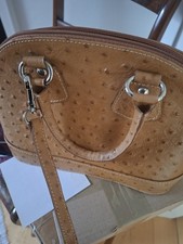 Ungetragene Hellbraune Tasche aus Leder im St...