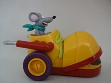 Zabawka dla dzieci " Mysz wyścigowa w żółtym bucie turbo (koło zamachowe )