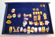 Coca-Cola PIN Konvolut #23 SAFE box 35 Pins Olympia NFL Fu&szlig;ball McDonald's Cobi