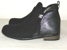 Girl's Dr. Scholl's Rate Zip Miss Ankle Boot Black  Size: US 12 Black/Metallic 