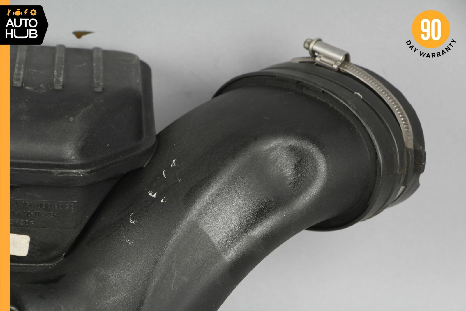 0712 Mercedes W204 C63 SL63 AMG Air Intake Manifold Duct Hose