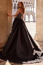 Sherri Hill - Size: 10 - Black Gown - Style: 57496
