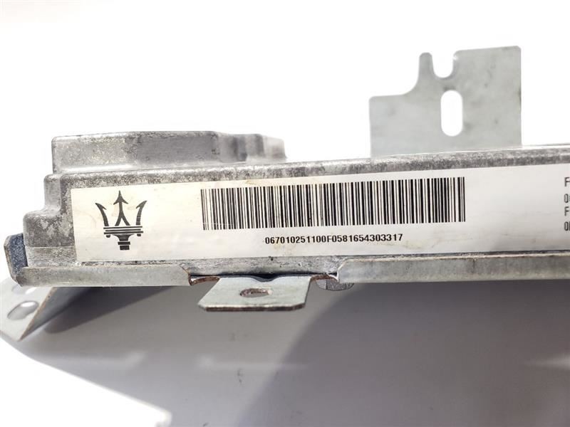 2017 Maserati GHIBLI OEM 06701025110 Harman Amplifier
