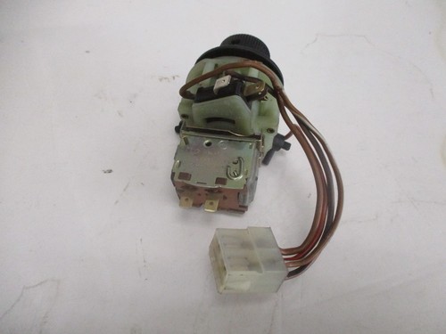 1977-1985 Porsche 924/944 Center Dash Console AC Switch Complete 477-959-511 - Picture 5 of 8