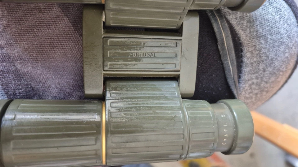 Vintage Leupold 9x25A Gold Ring Binoculars Made in Portugal - Image 3 of 4