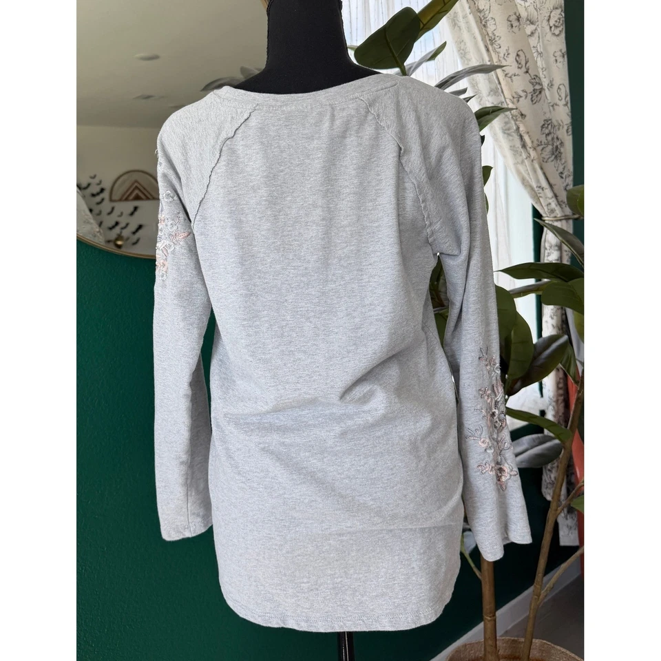 Толстовка женская Style & Co с цветочной вышивкой S мягкая женская уютная осень повседневная - Изображение 4 из 4