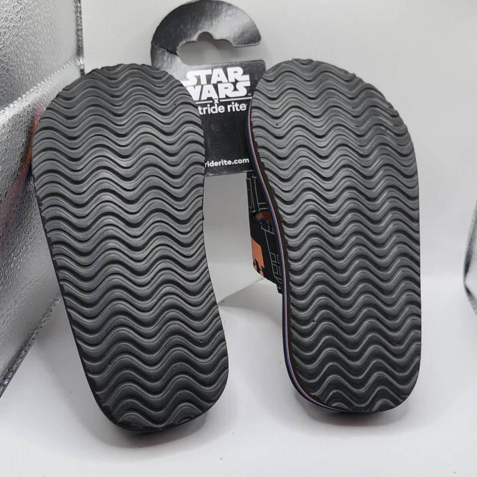 Сандалии для мальчиков Stride Rite туфли Star Wars черные 10 M малыш - Изображение 3 из 3