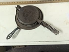 Griswold Cast Iron Waffle Maker Vintage American #8 Patent 1922