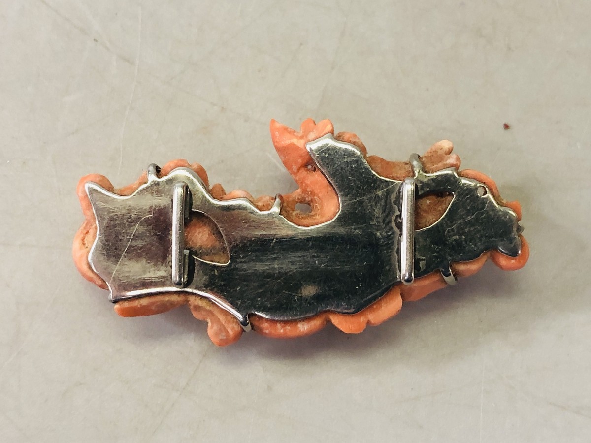 Y6341 OBIDOME Sash Clip brooch Coral Fruit sculpture Japan Kimono