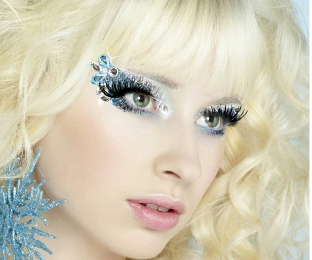 Maquillaje de ojos autoadhesivo Xotic Eyes con tiras de ojos de cristales solamente Foto 4 de 4