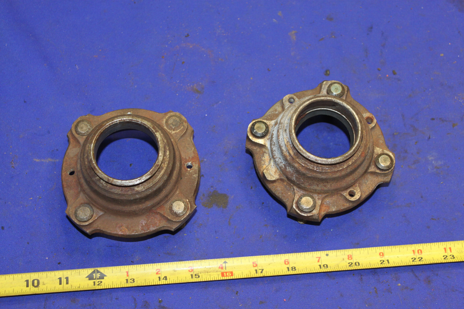 MG Midget Rear Axle Bearing Hub Assemblies eBay