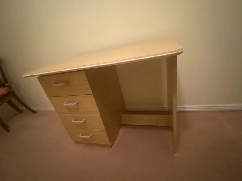 kids desk gumtree