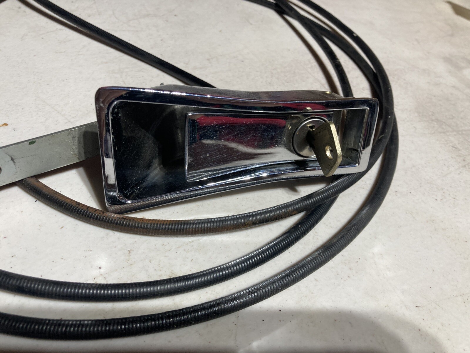 Ferrari 365GT 2+2 Trunk Lock Latch Release Lever Handle, Cable and Key.